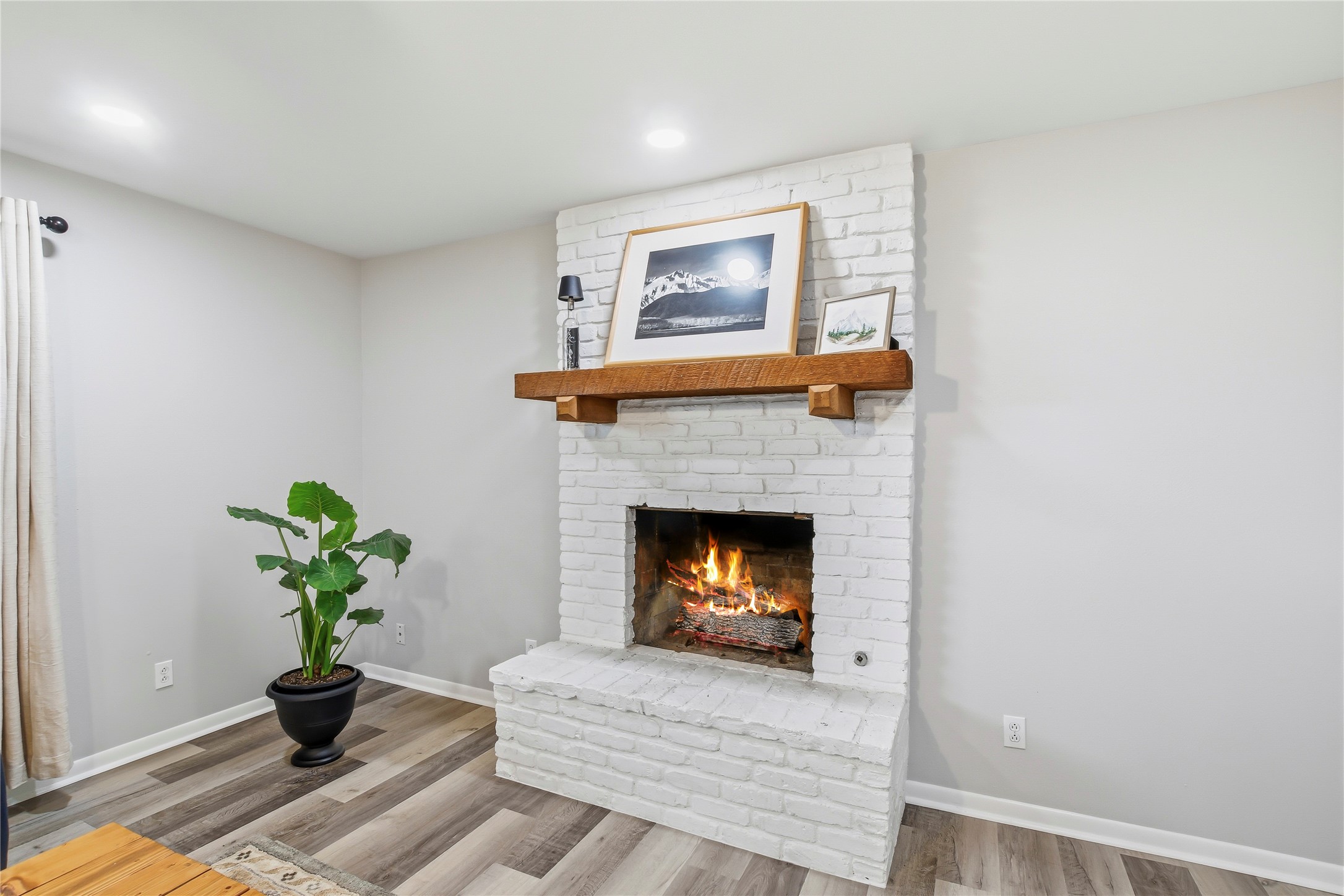 6425 Brentwood Drive Fort Worth TX 76112
