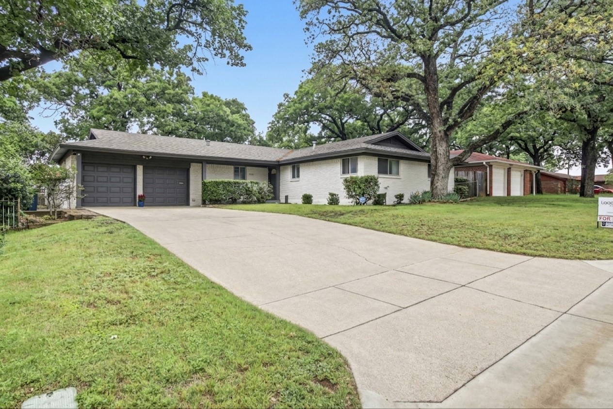 6425 Brentwood Drive Fort Worth TX 76112
