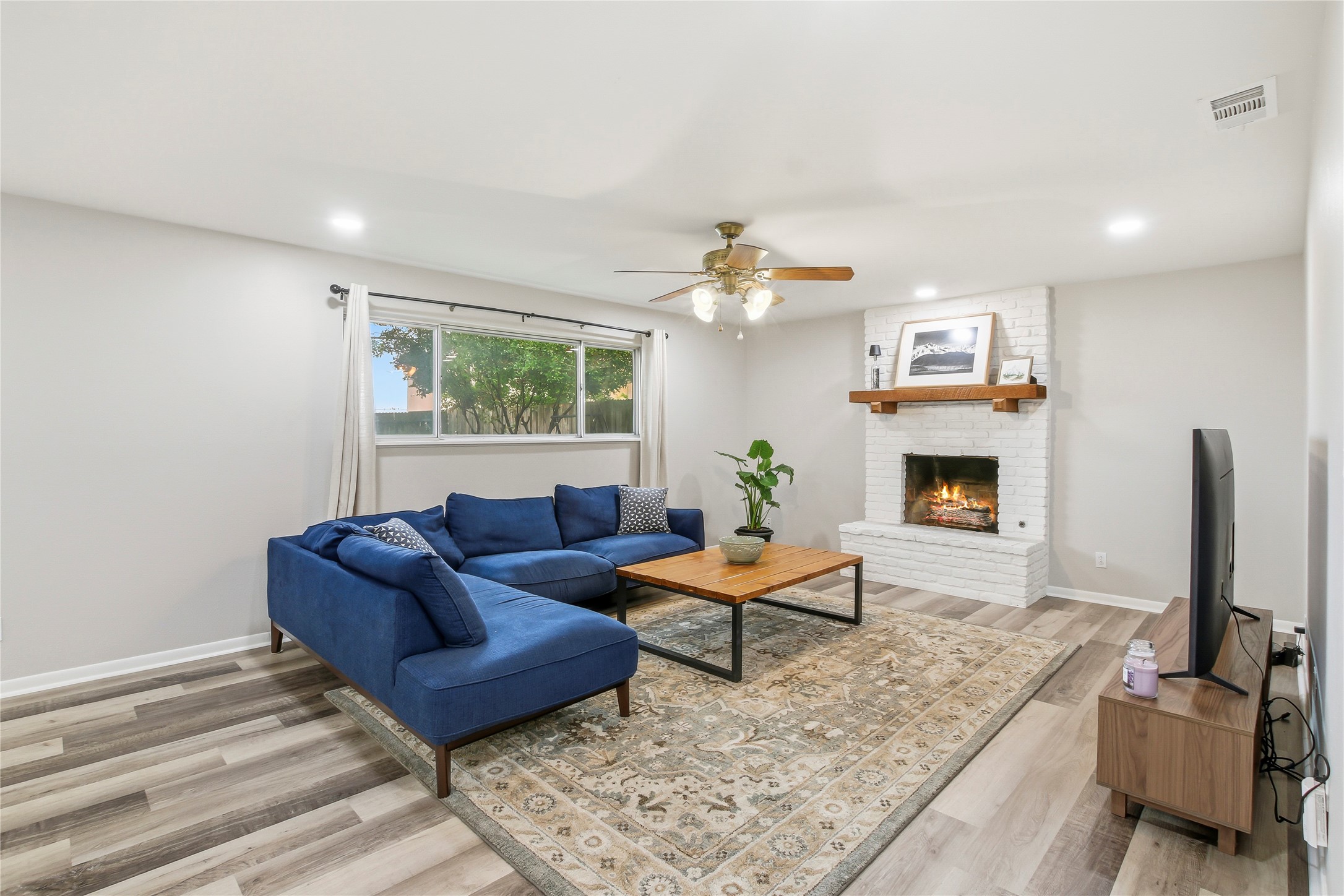 6425 Brentwood Drive Fort Worth TX 76112