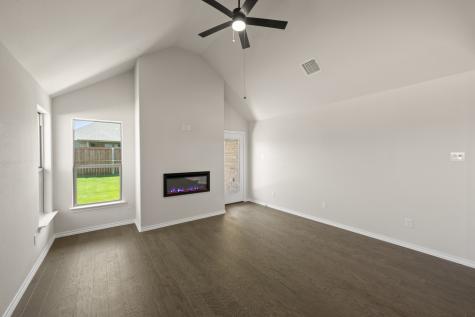 7712 Gatevine Avenue Joshua TX 76058