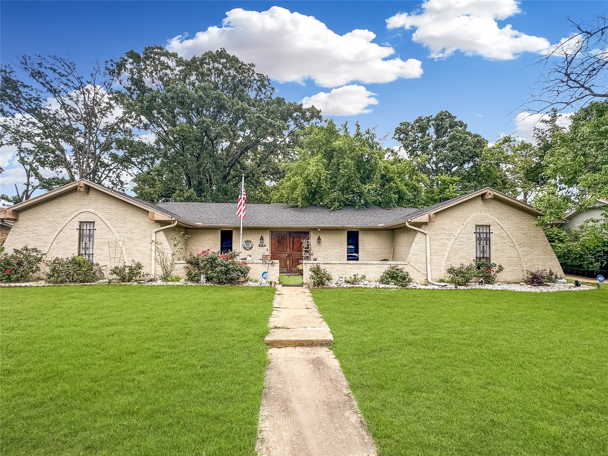 615 38th Street SE Paris TX 75462