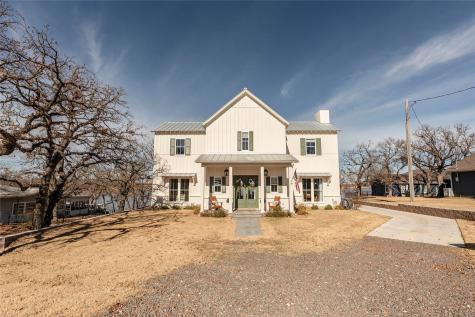 1061 Tradewinds Road Nocona TX 76255