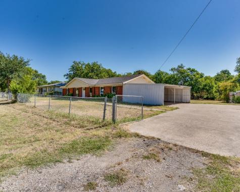 611 S Dallas Street Palmer TX 75152