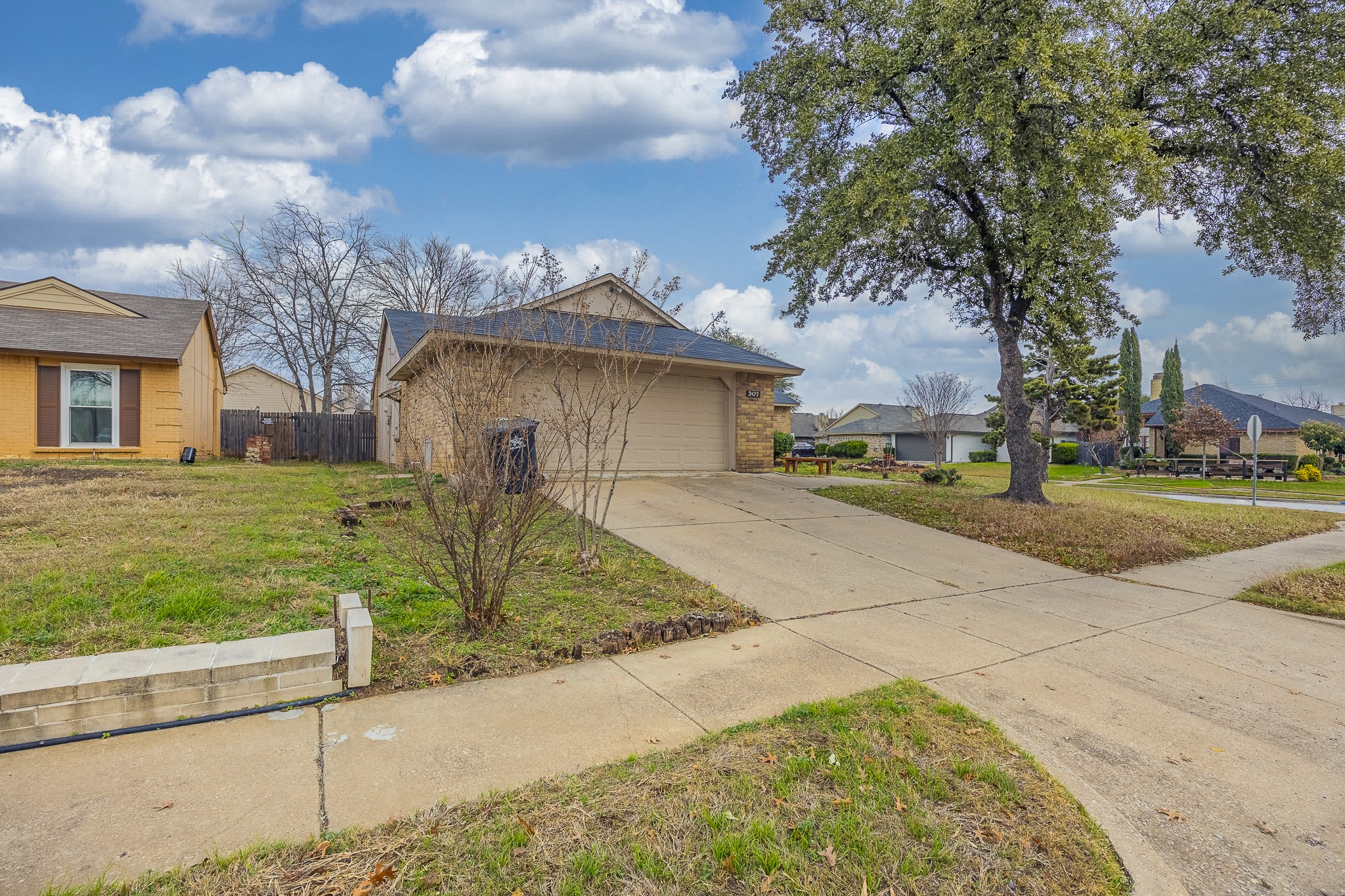 2423 Overbrook Drive Arlington TX 76014