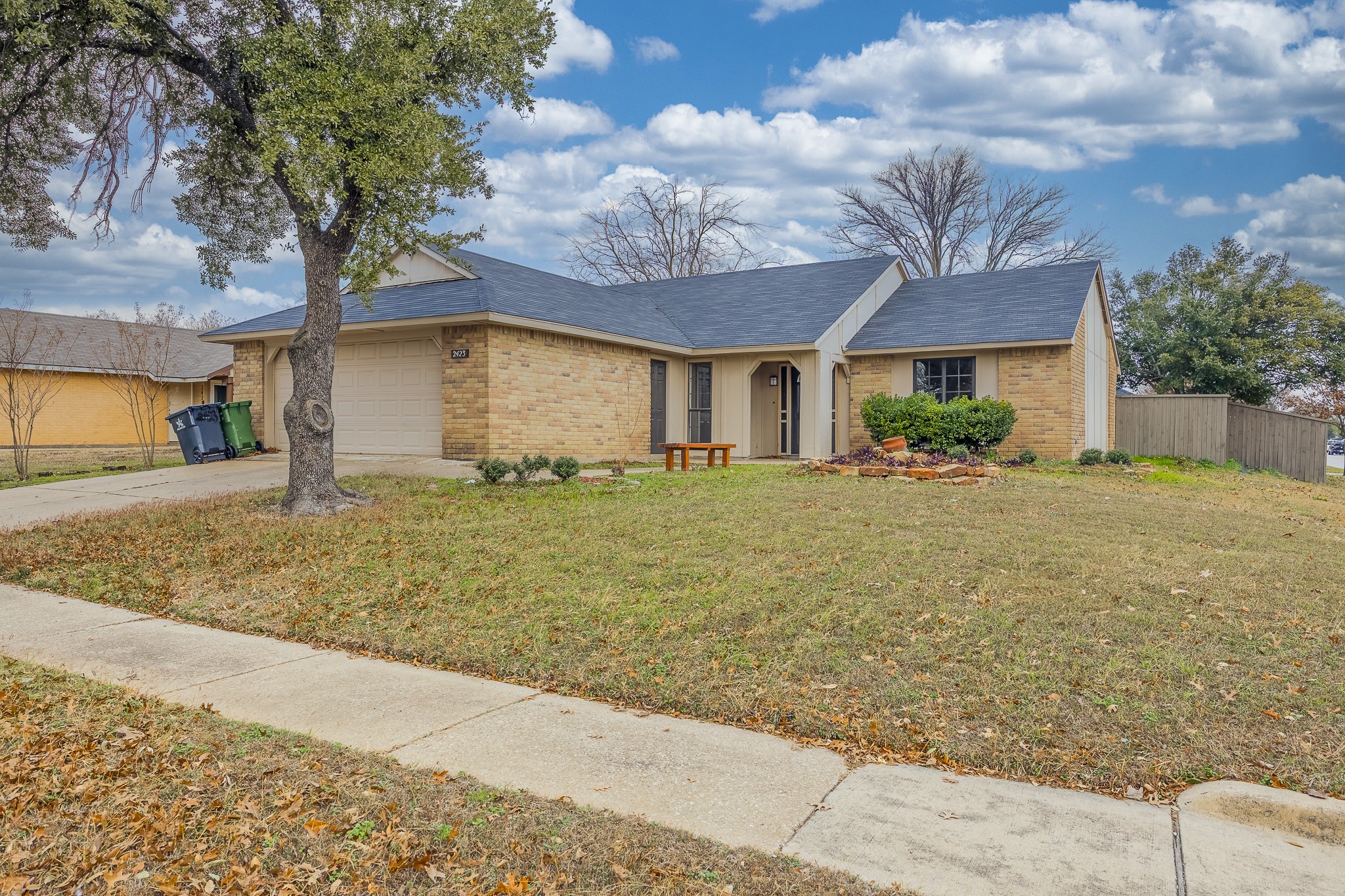 2423 Overbrook Drive Arlington TX 76014