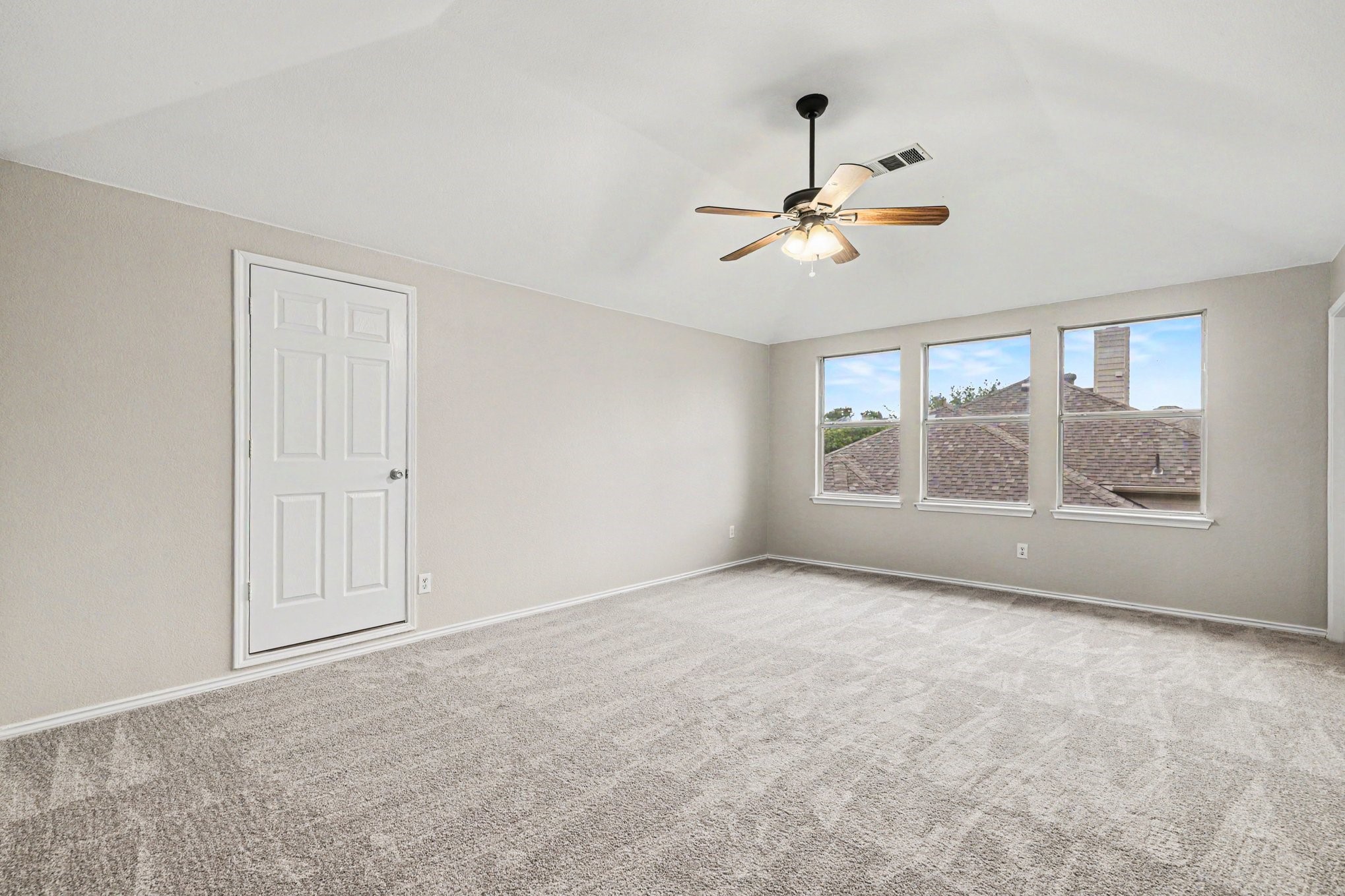 1612 Cardinal Way Aubrey TX 76227