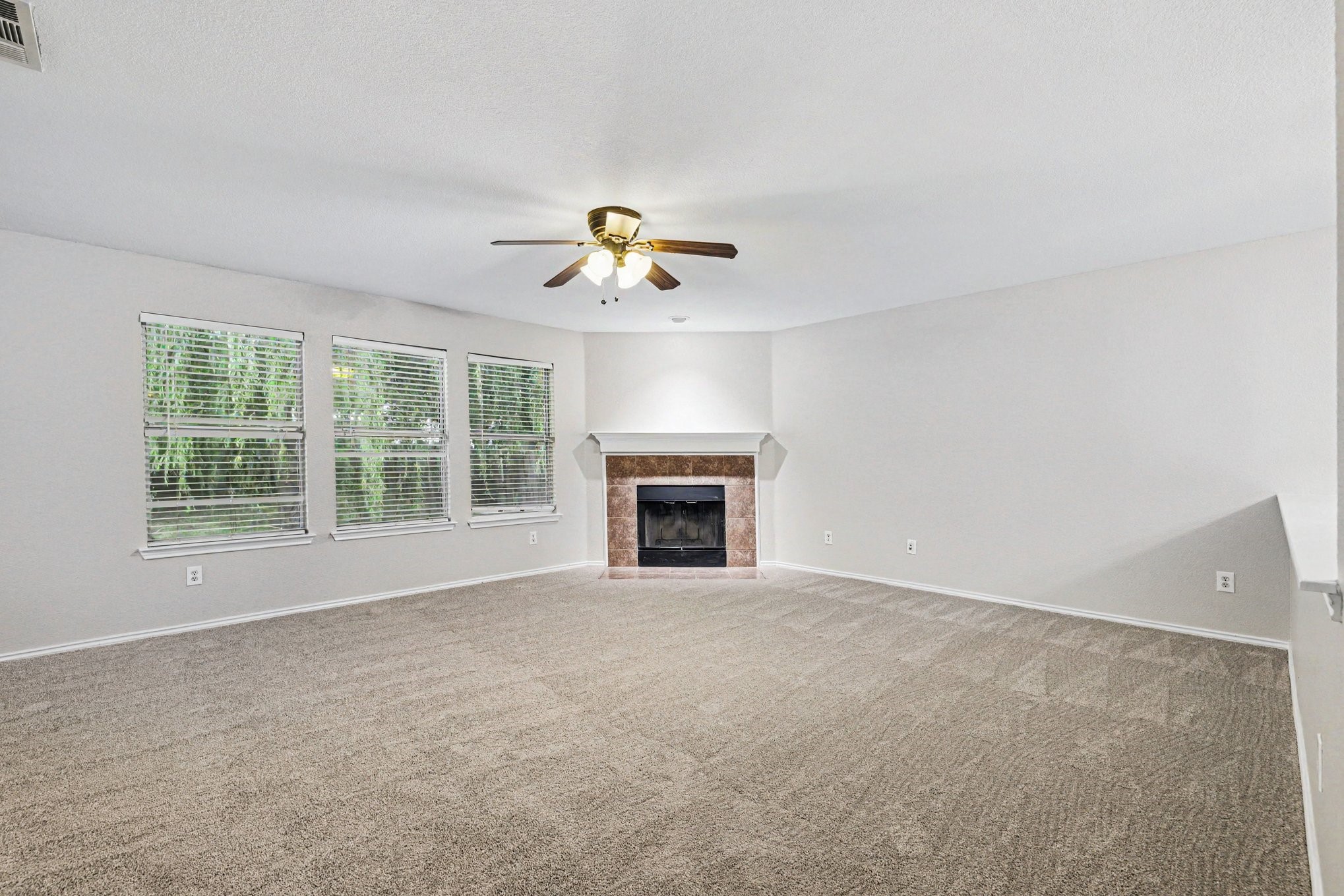 1612 Cardinal Way Aubrey TX 76227