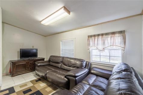 4716 Audubon Drive Arlington TX 76018