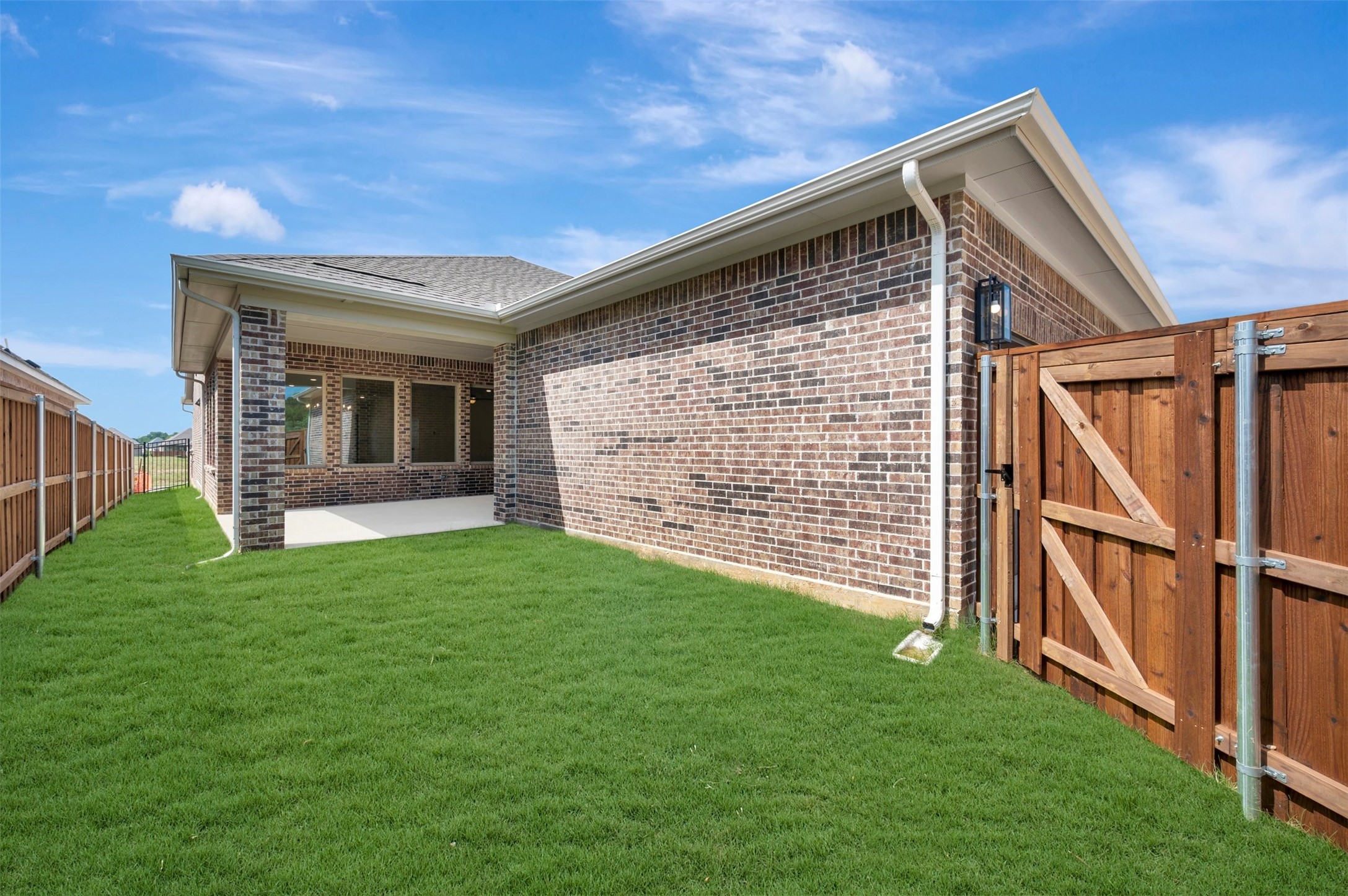 2091 Pine Grove Lane Arlington TX 76005