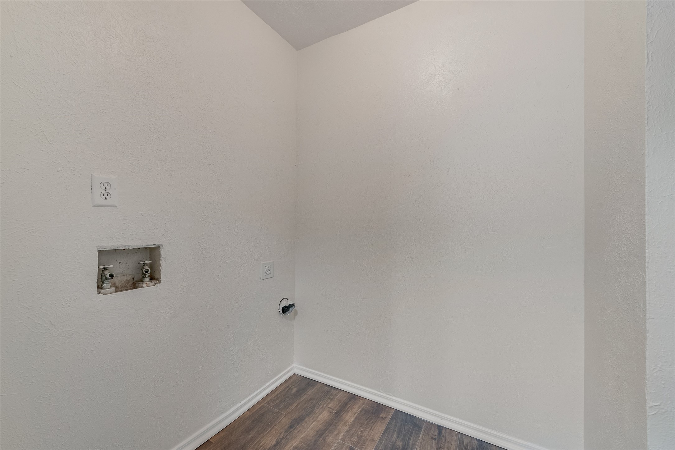 1362 Southridge Drive Lancaster TX 75146
