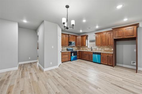 308 Lewis Street Cleburne TX 76031