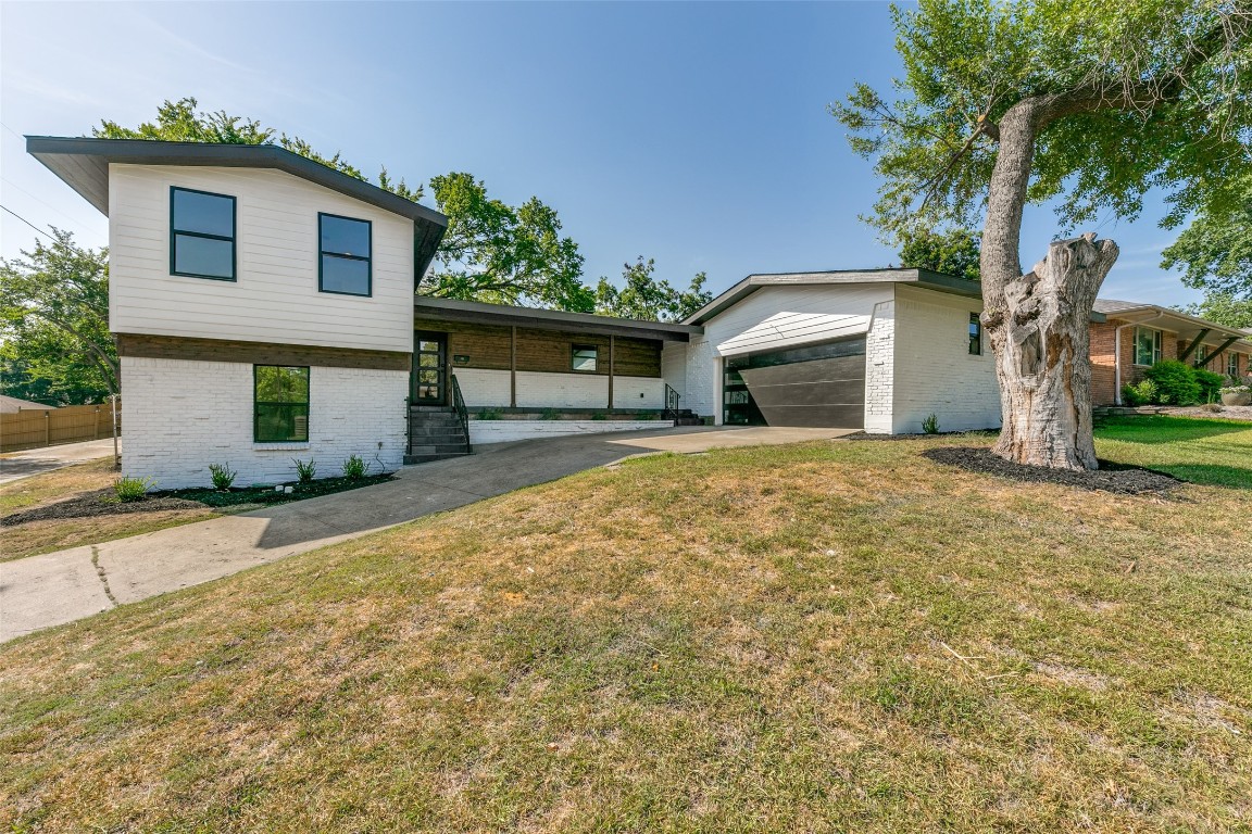 7066 Whitehill Street Dallas TX 75231