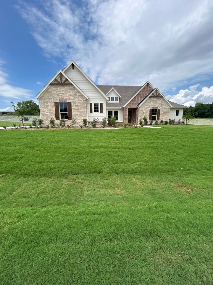 1002 Perrin Lane Van Alstyne TX 75495