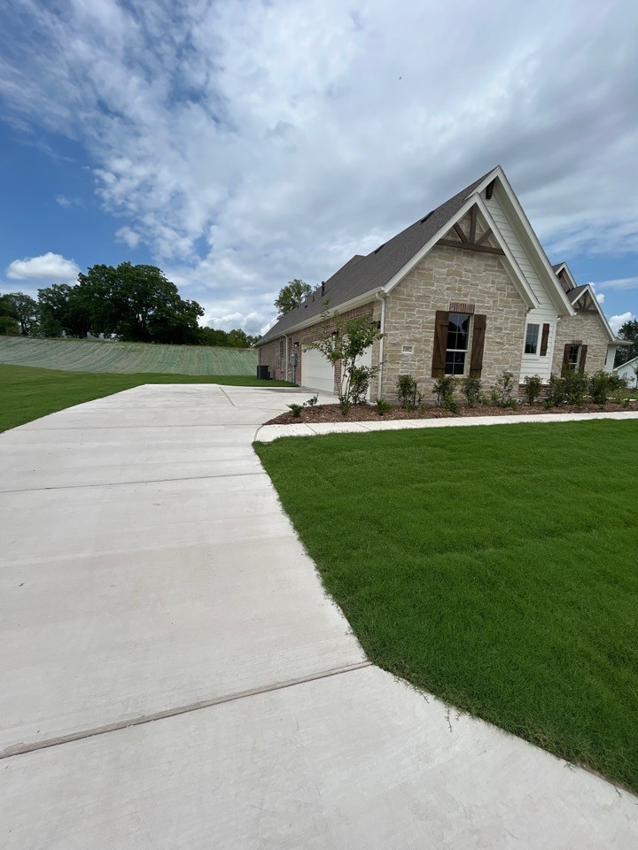 1002 Perrin Lane Van Alstyne TX 75495