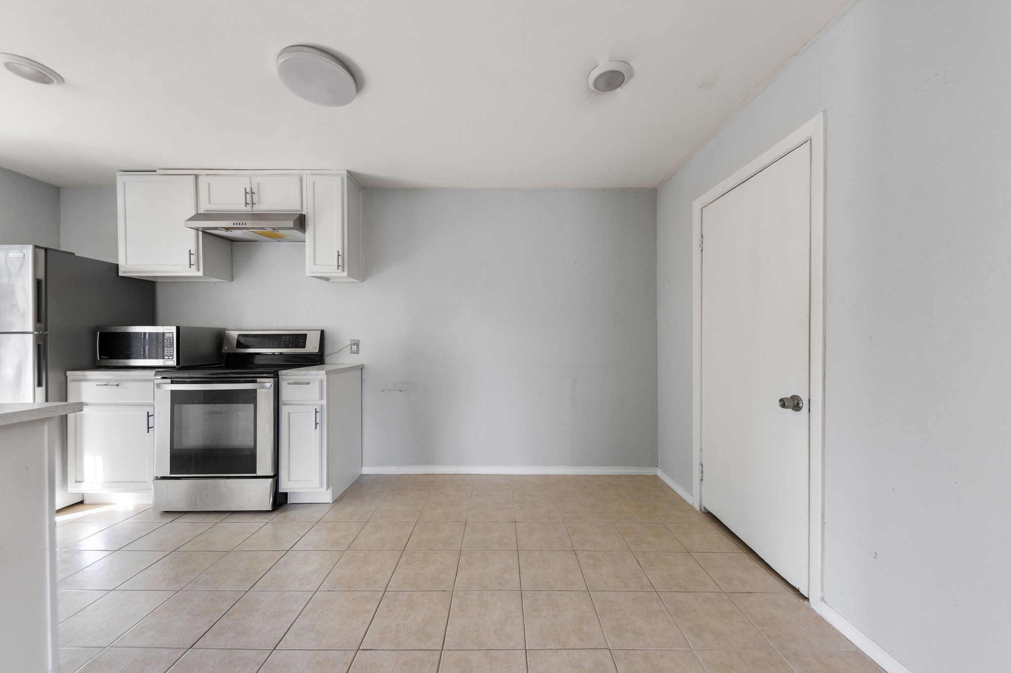 2703 Gladstone Drive Dallas TX 75211