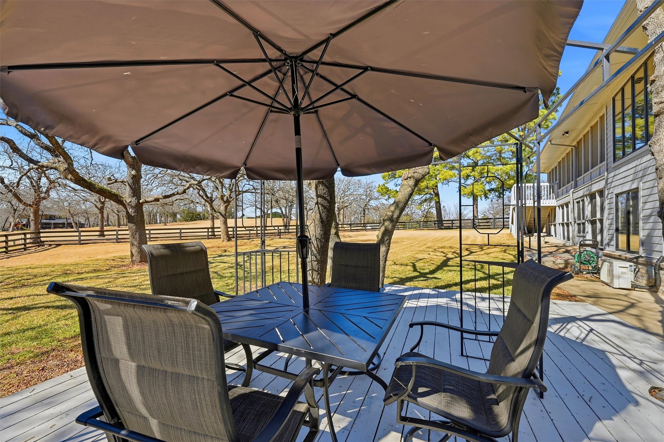 231 Cayuga Trail Lake Kiowa TX 76240