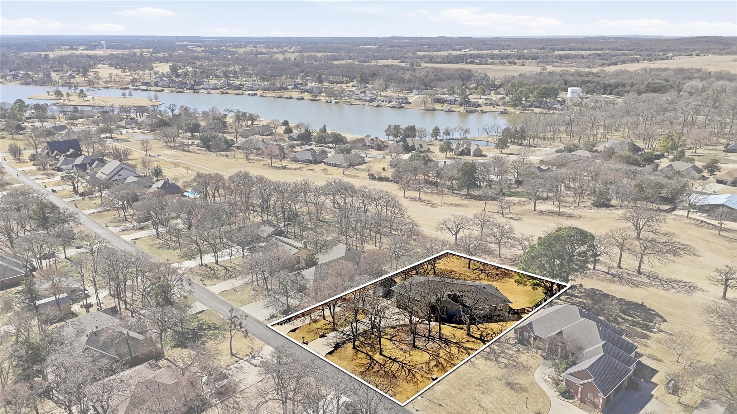 231 Cayuga Trail Lake Kiowa TX 76240