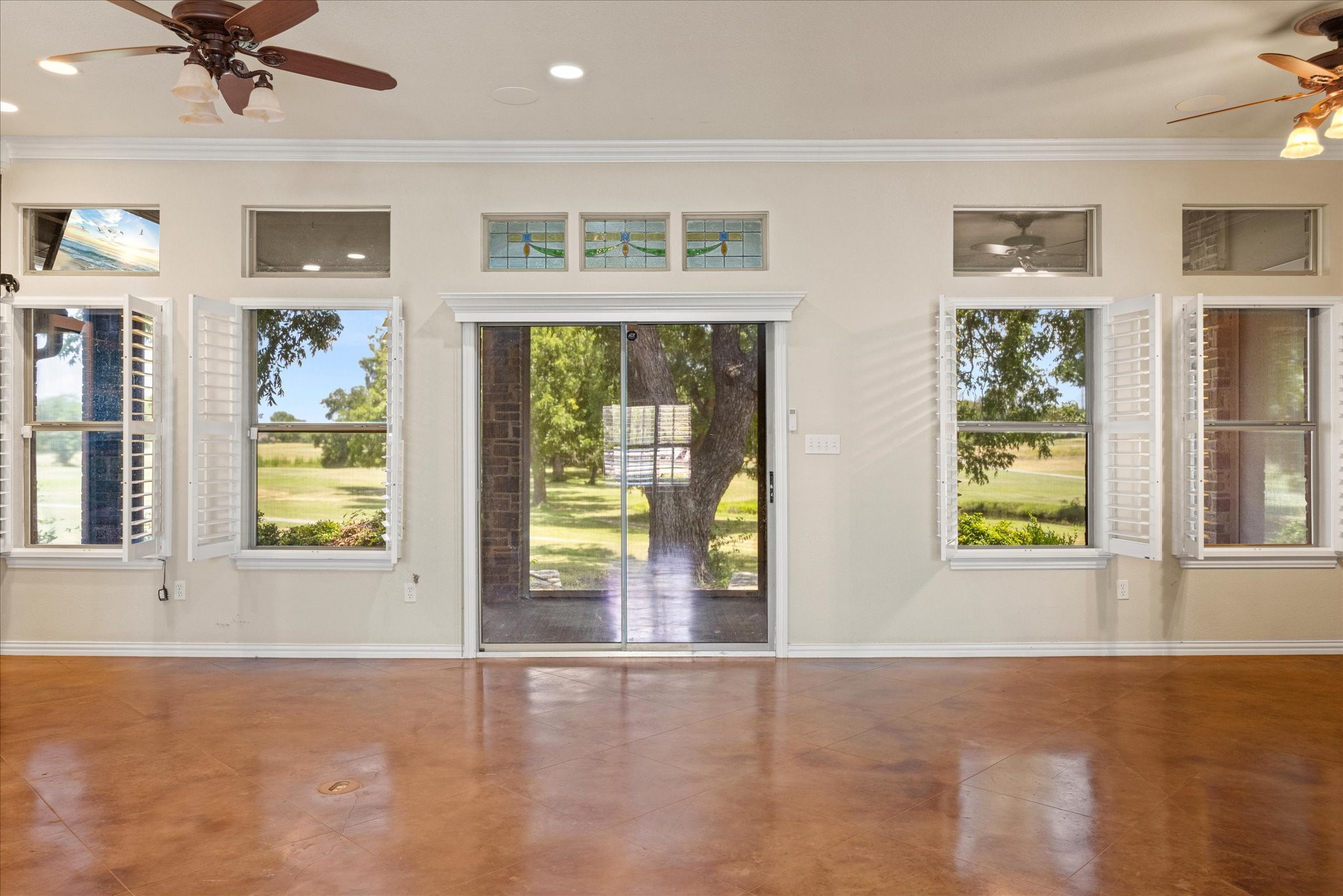 1621 Rockview Drive Granbury TX 76049
