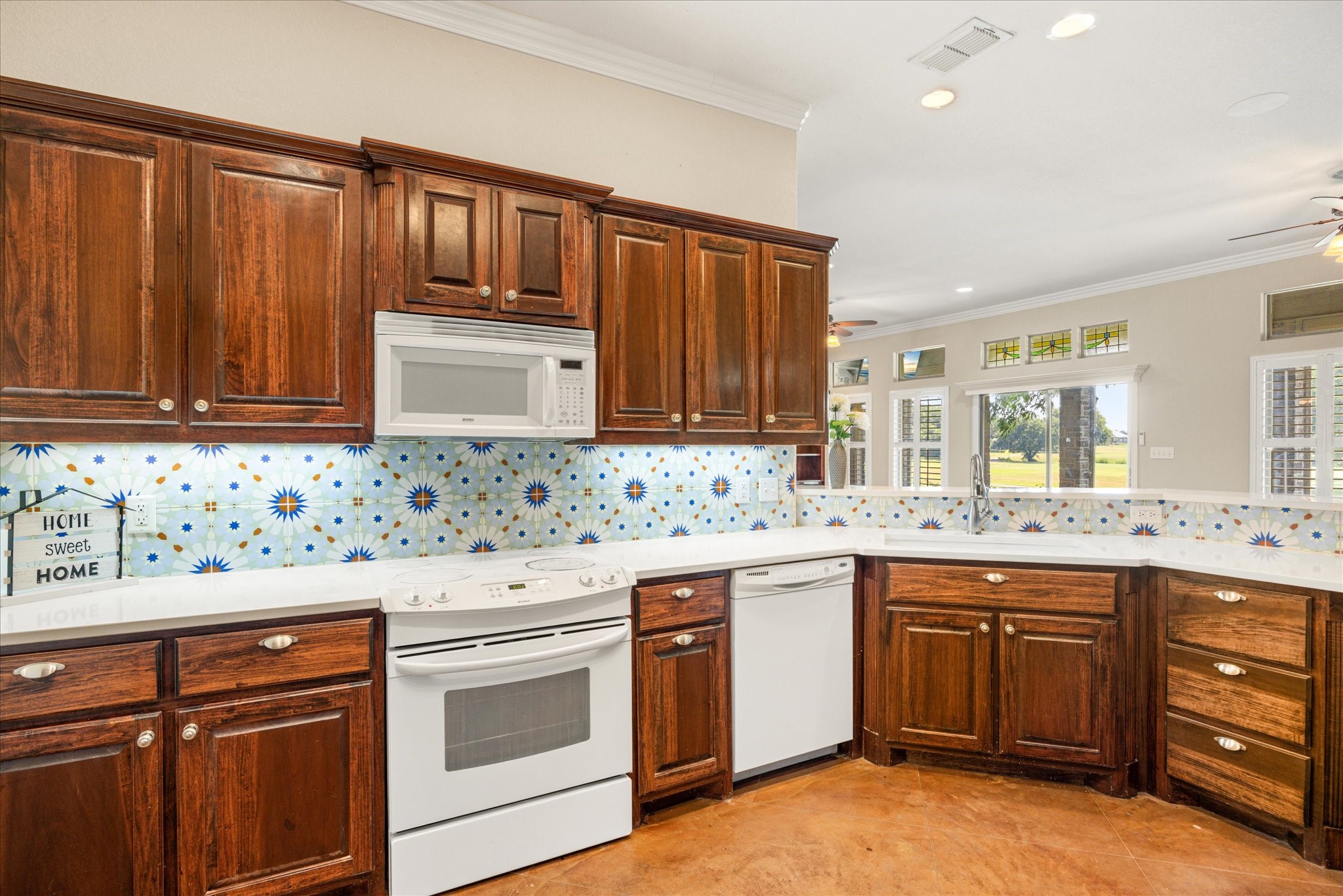 1621 Rockview Drive Granbury TX 76049