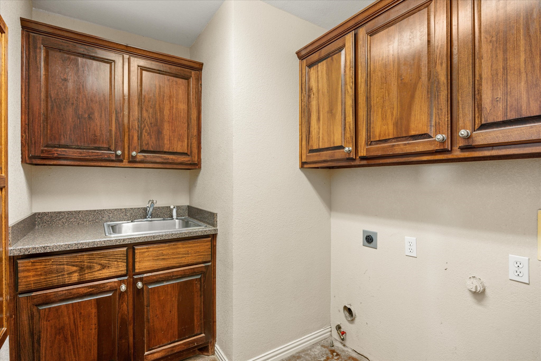 1621 Rockview Drive Granbury TX 76049