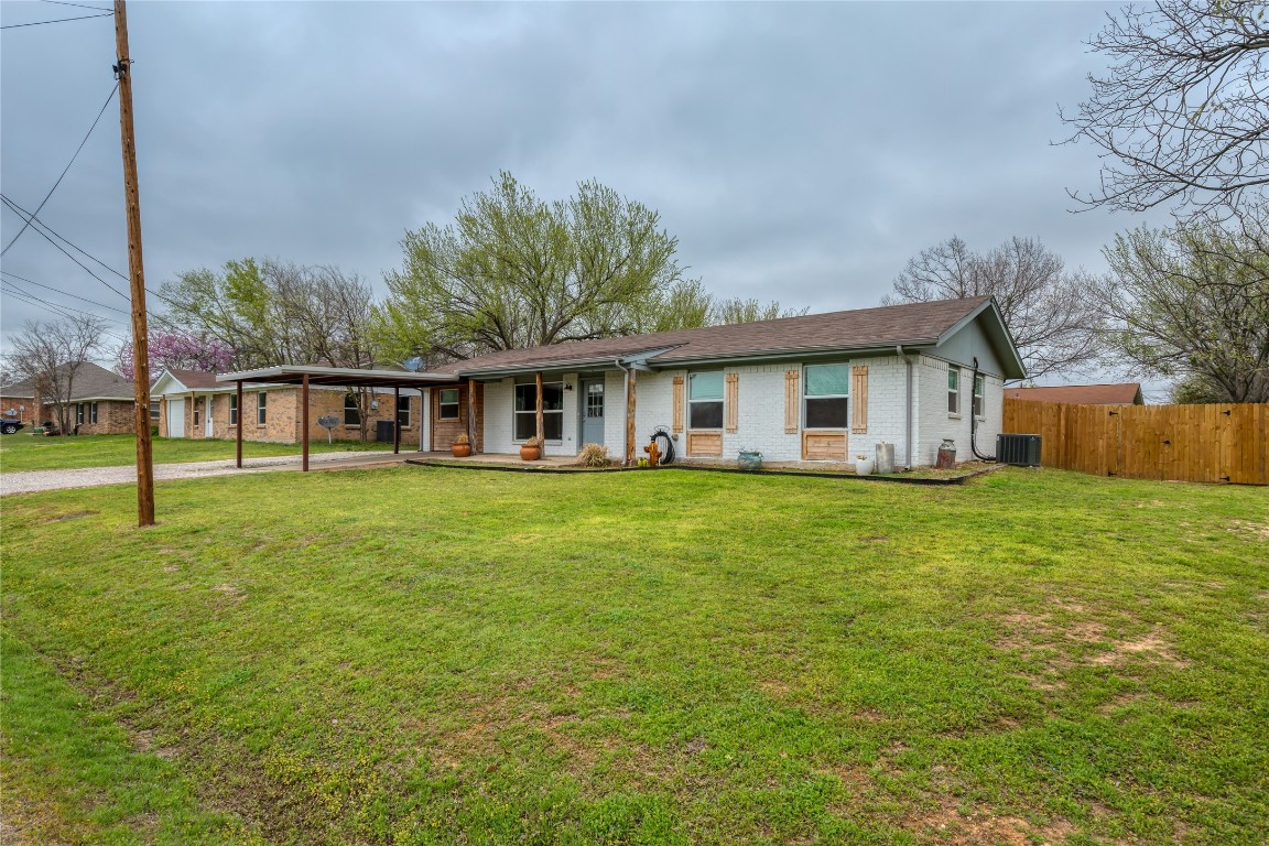 410 Dogwood Street Springtown TX 76082