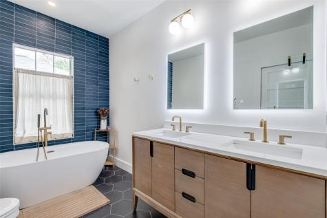 5400 Worth Street Dallas TX 75214