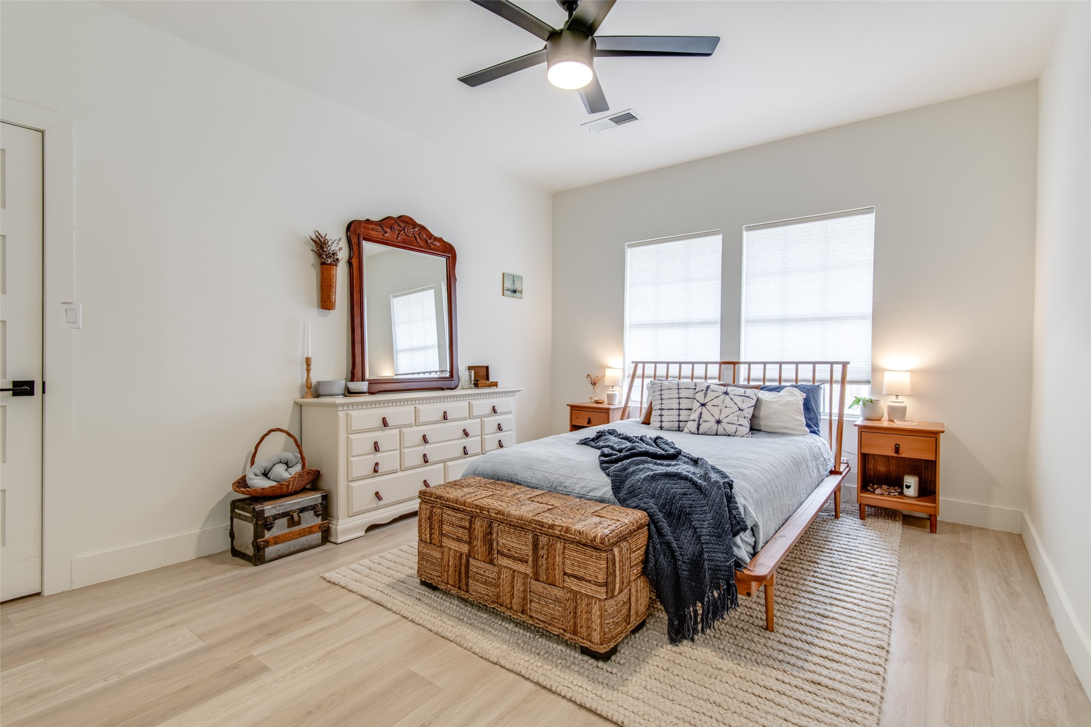5400 Worth Street Dallas TX 75214