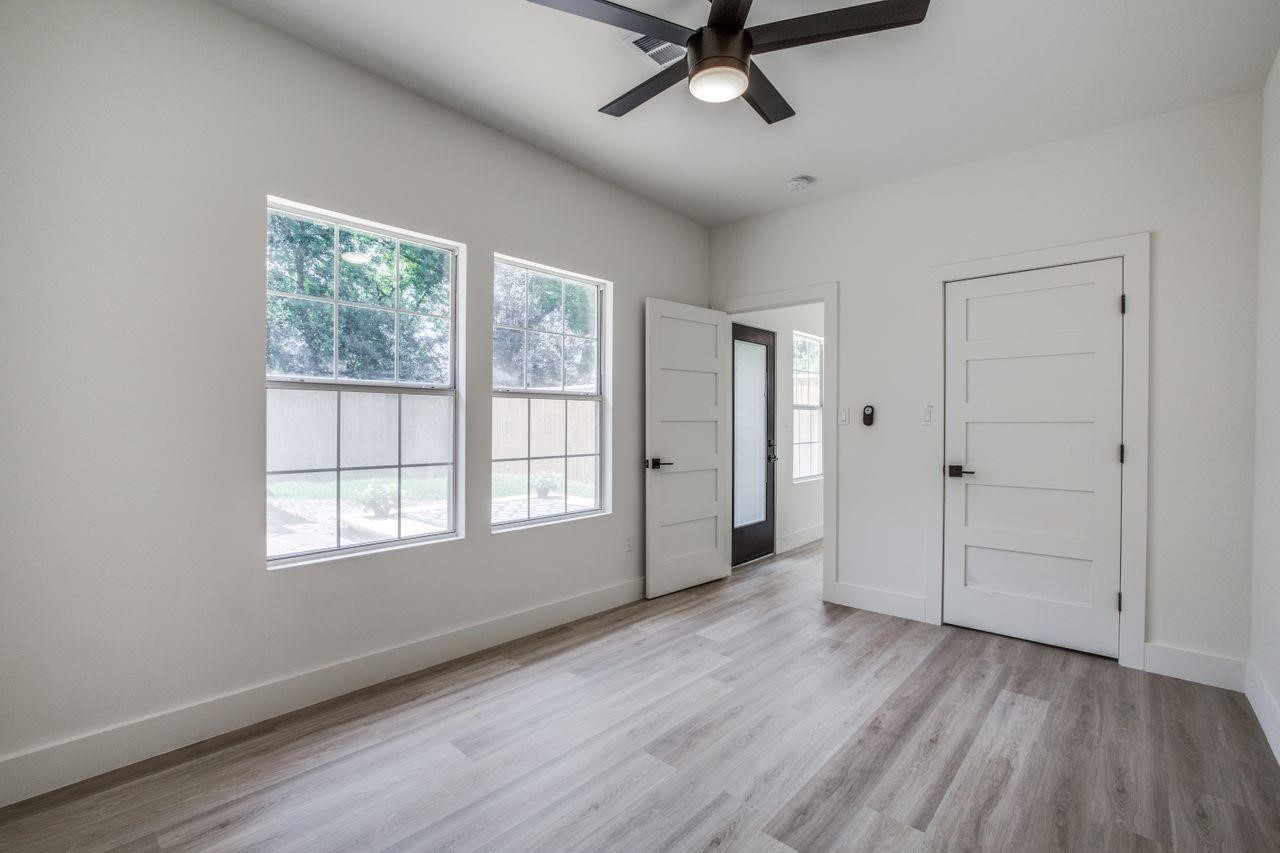 5400 Worth Street Dallas TX 75214