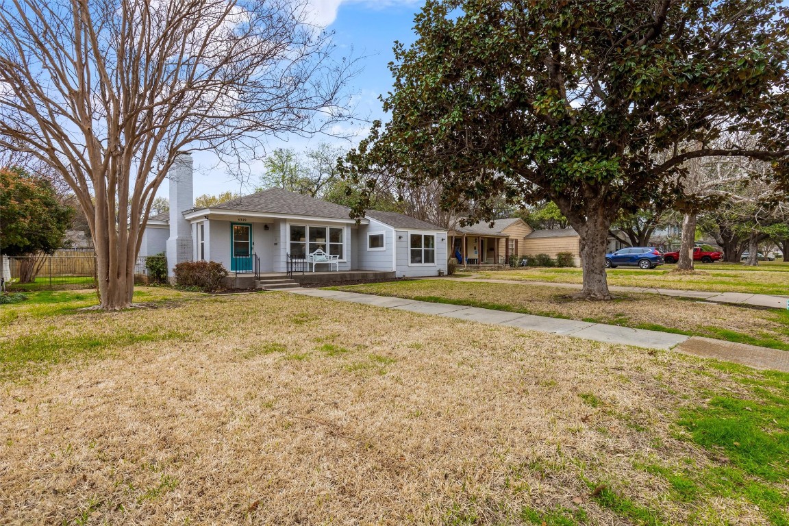 6329 Locke Avenue Fort Worth TX 76116