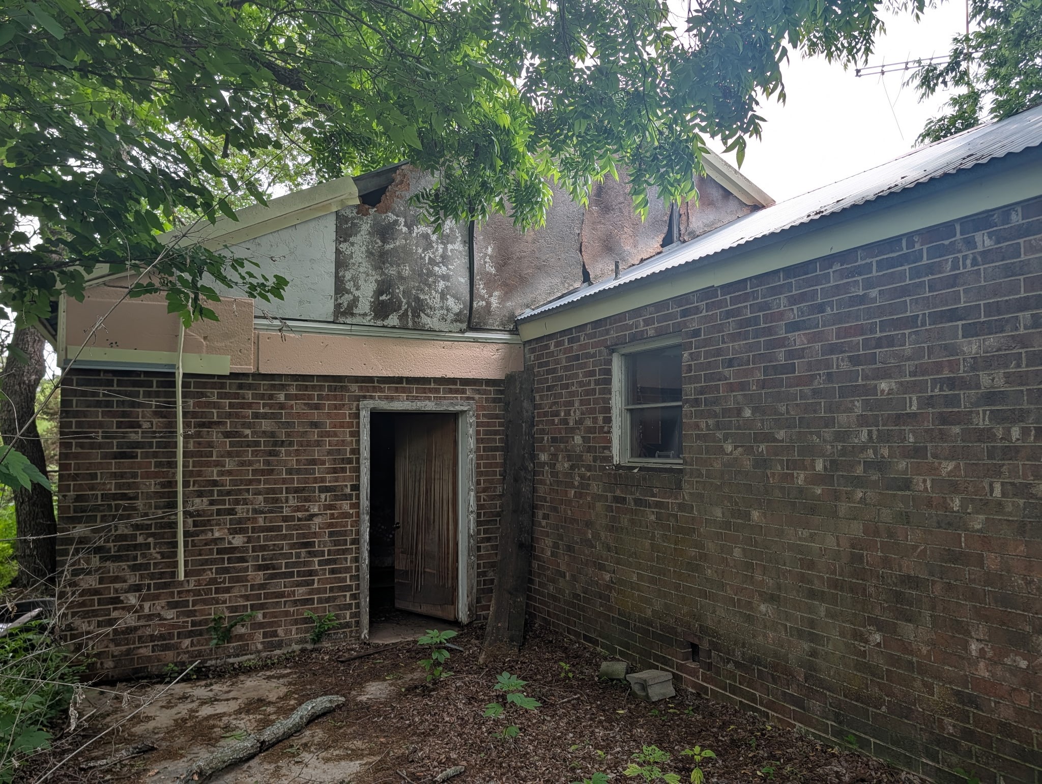 602 Avenue H Blanket TX 76432