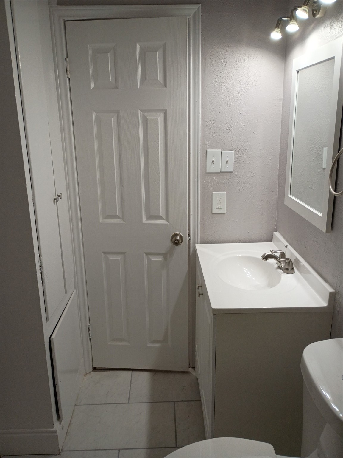 208 Almond Street Waxahachie TX 75165