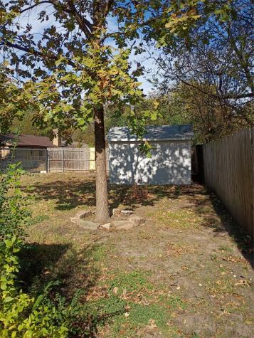 208 Almond Street Waxahachie TX 75165