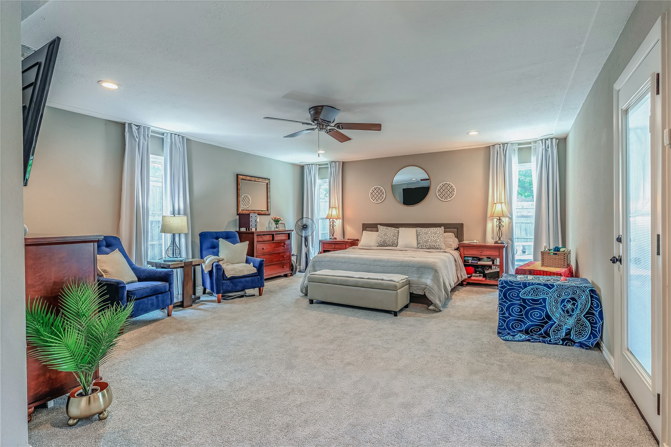 1100 Byron Lane Arlington TX 76012