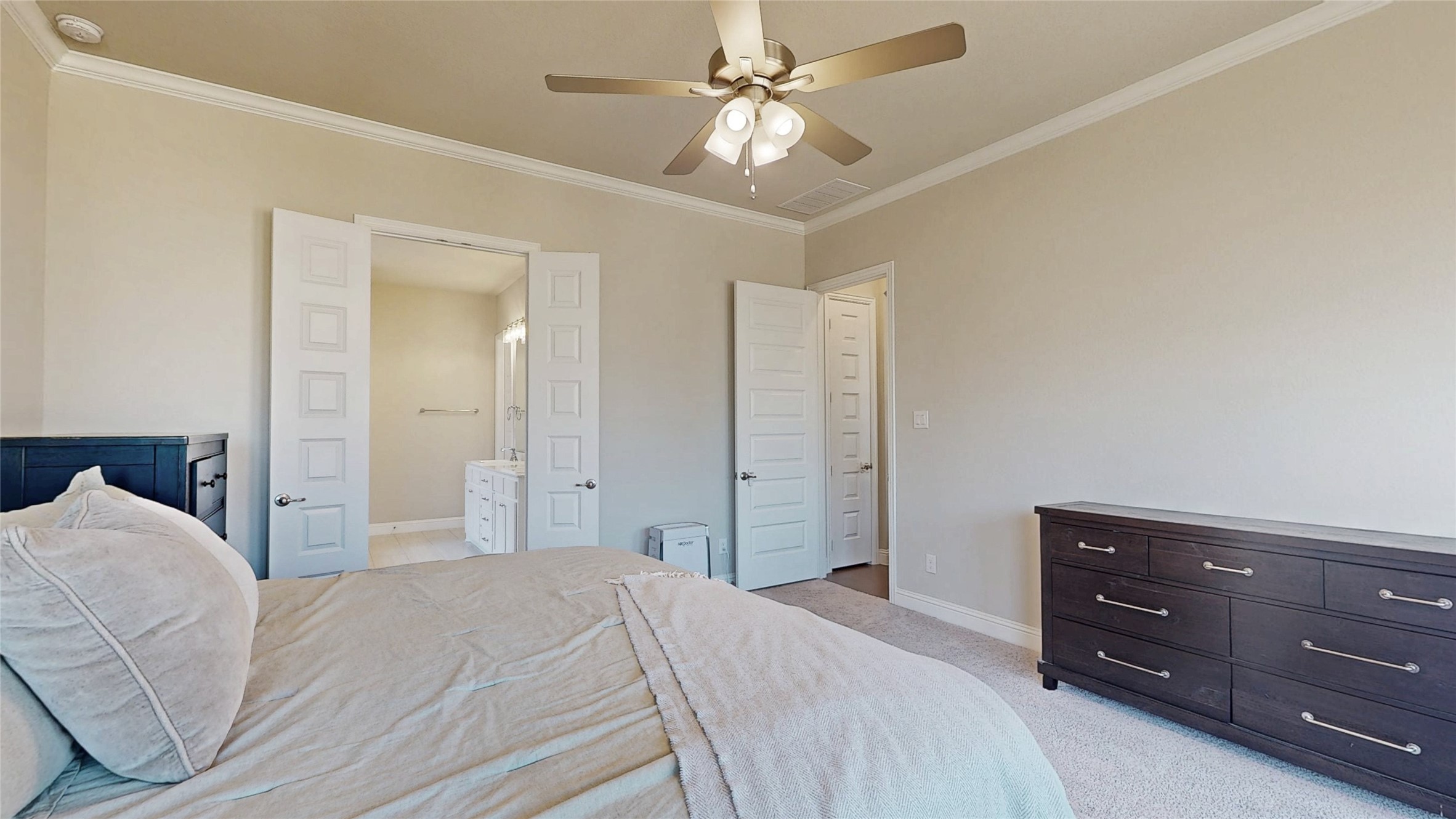 817 Fallbrook Avenue Denton TX 76210