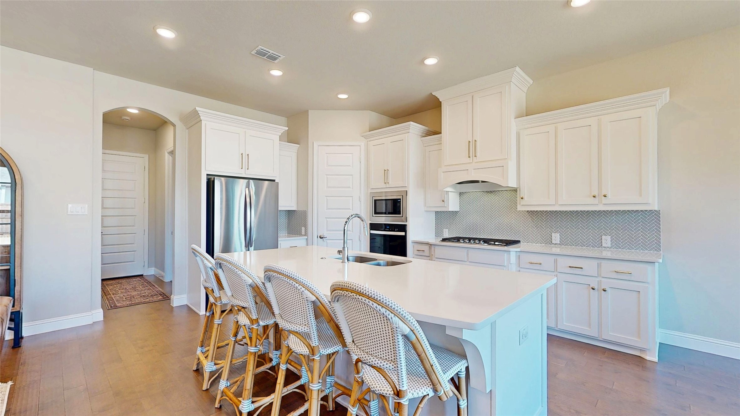 817 Fallbrook Avenue Denton TX 76210