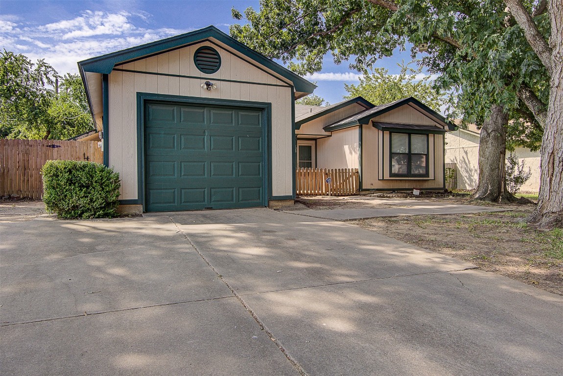 1408 Colonnade Drive Arlington TX 76018
