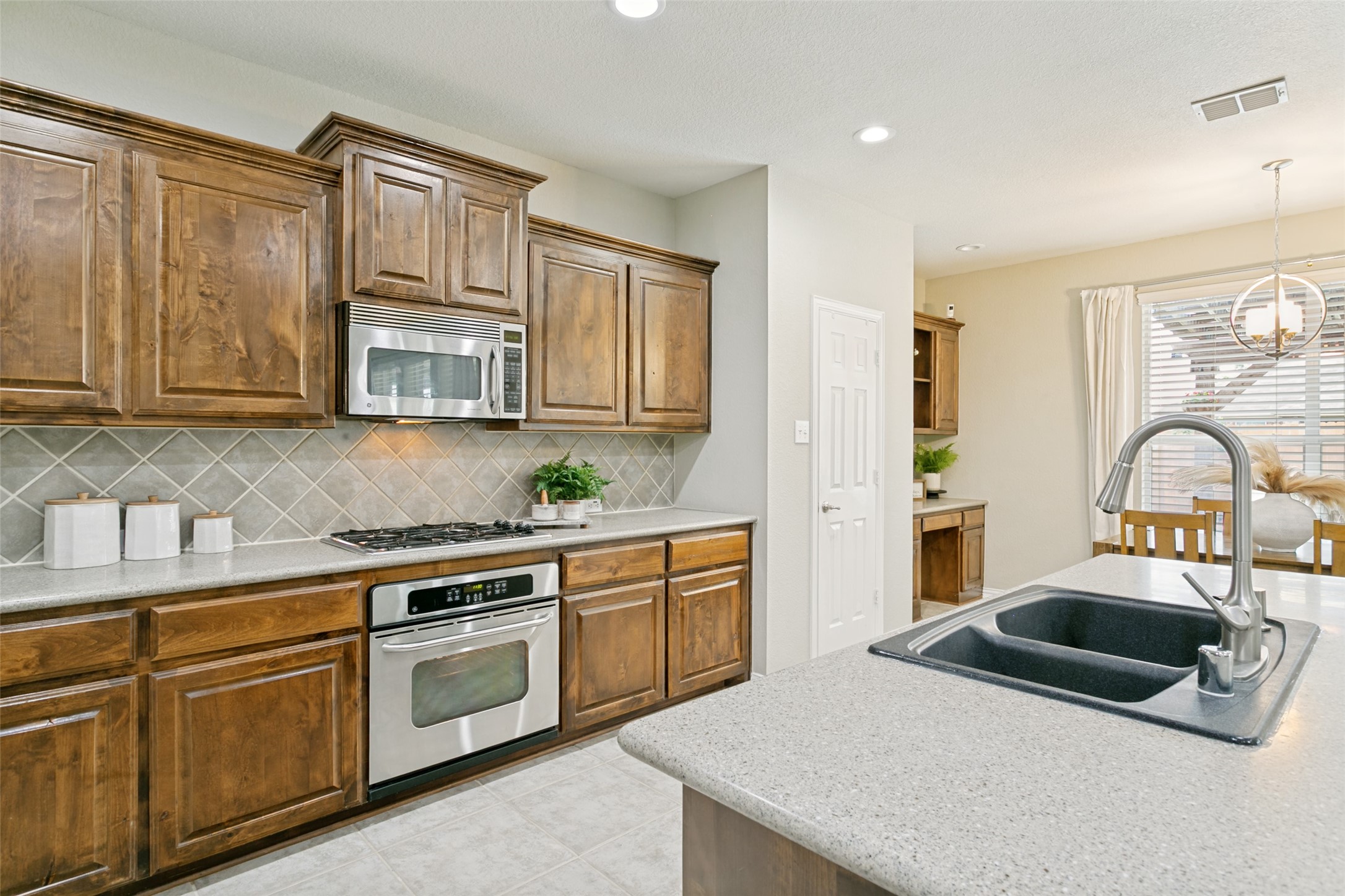 1121 Victory Bells Drive Fort Worth TX 76052