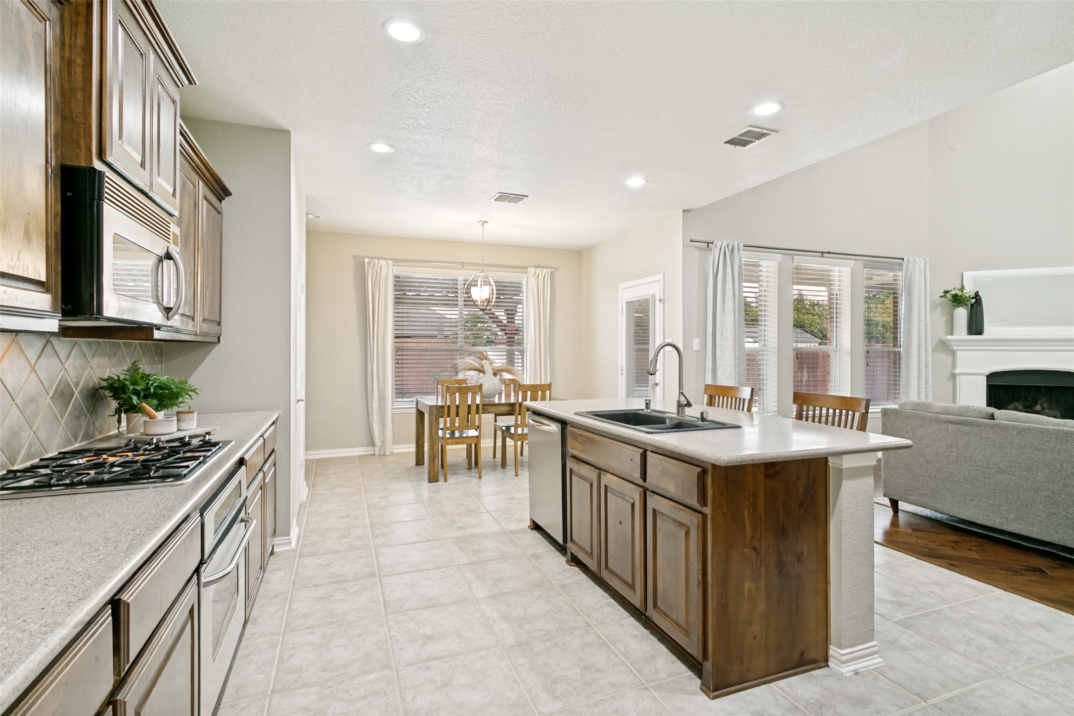 1121 Victory Bells Drive Fort Worth TX 76052