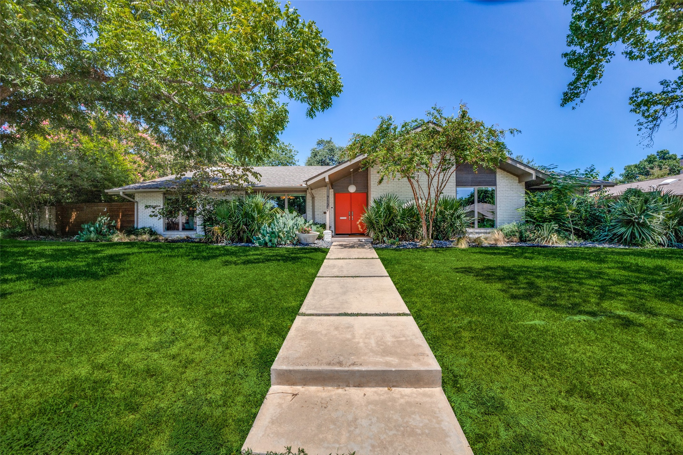 7129 Mimosa Lane Dallas TX 75230