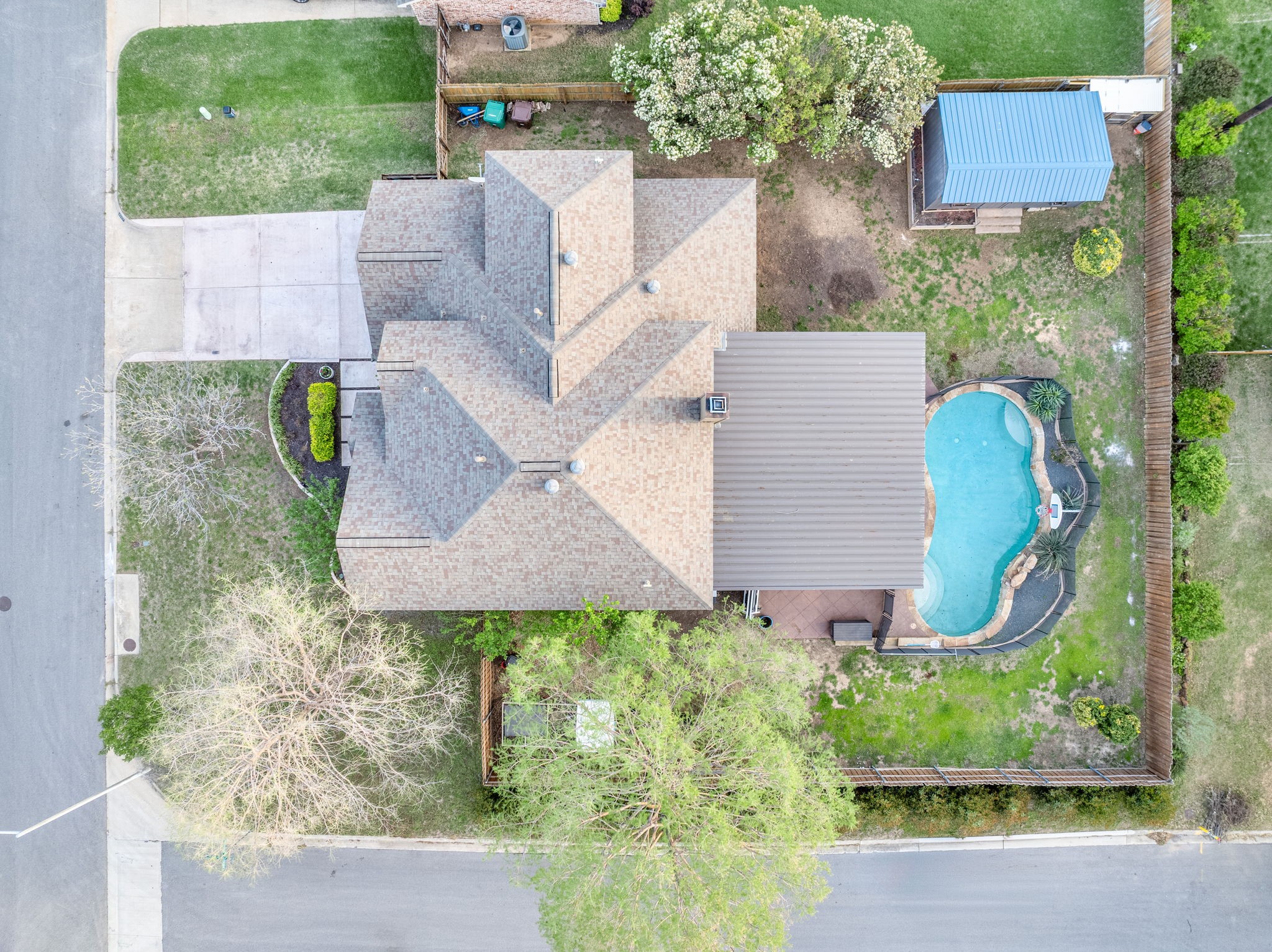 2113 Carriage Hill Denton TX 76207