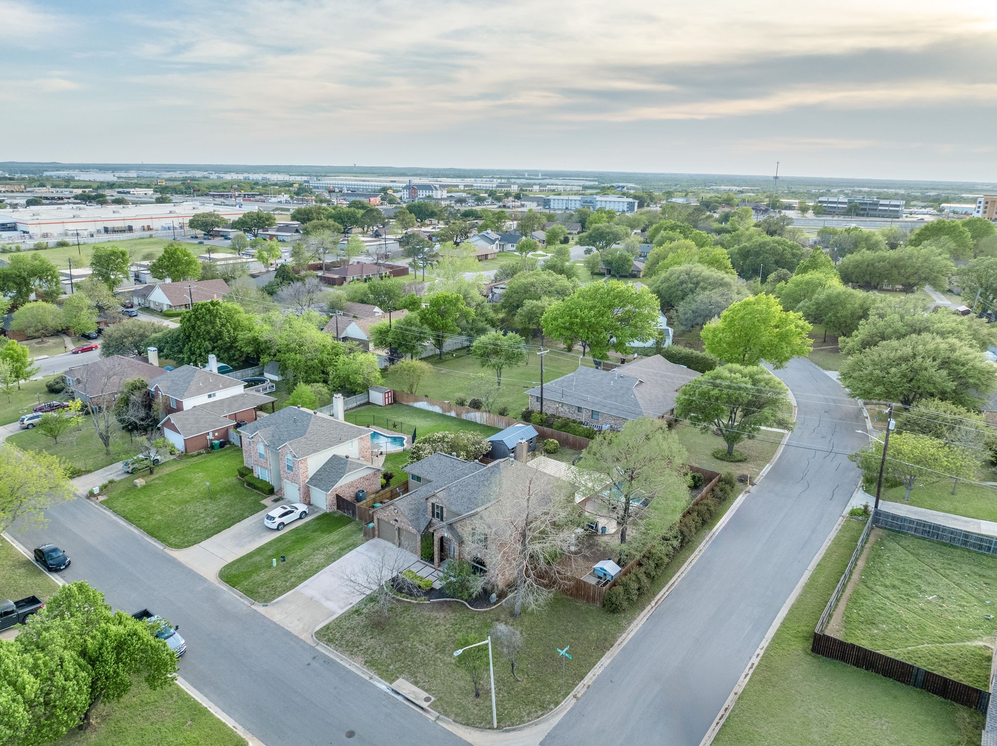 2113 Carriage Hill Denton TX 76207