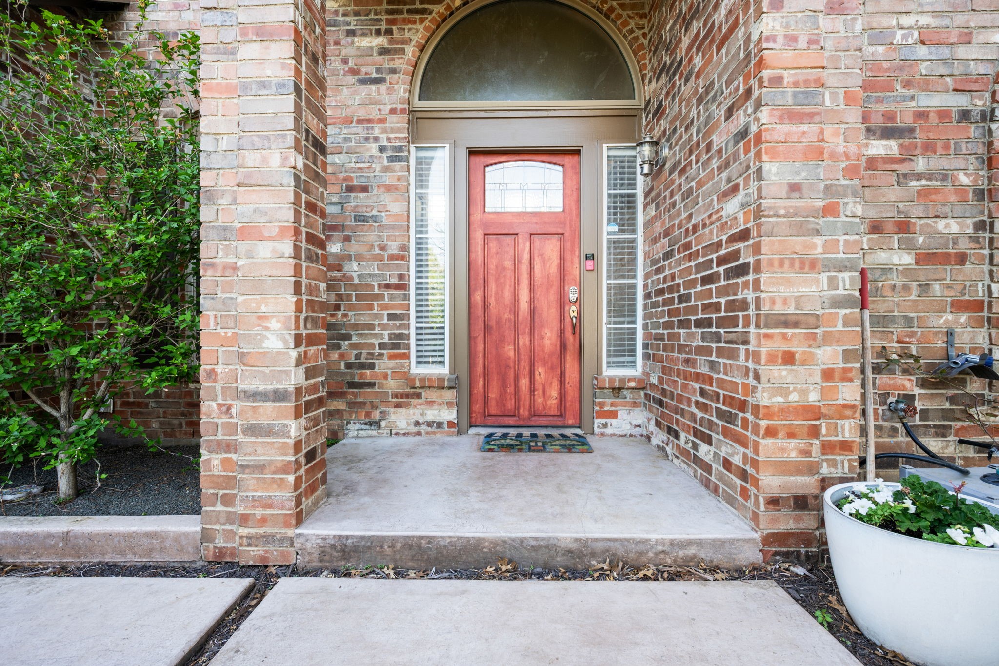 2113 Carriage Hill Denton TX 76207