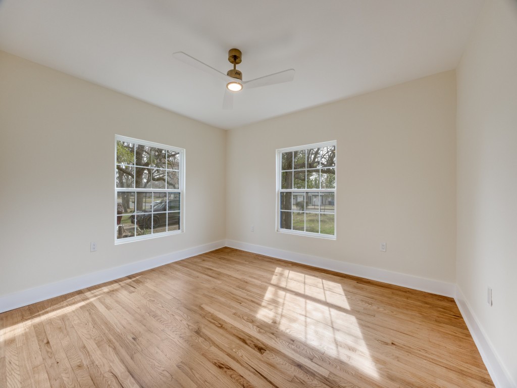 1425 W Shepherd Street Denison TX 75020
