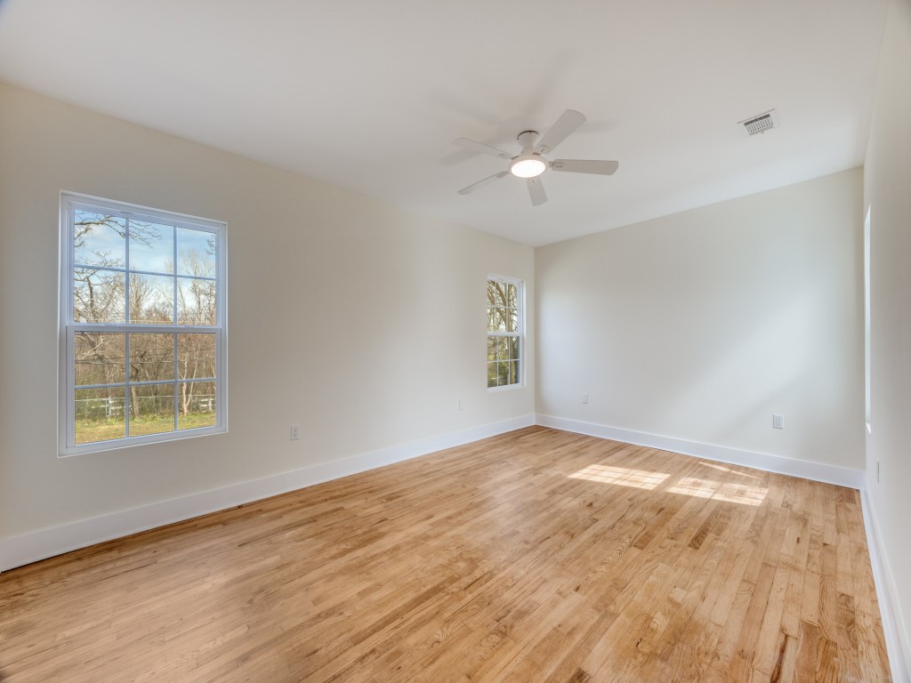 1425 W Shepherd Street Denison TX 75020