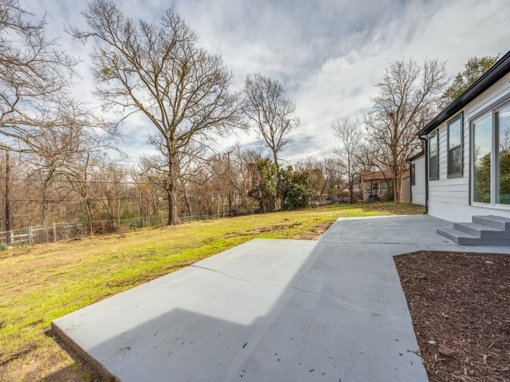 1425 W Shepherd Street Denison TX 75020