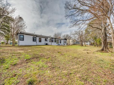 1425 W Shepherd Street Denison TX 75020