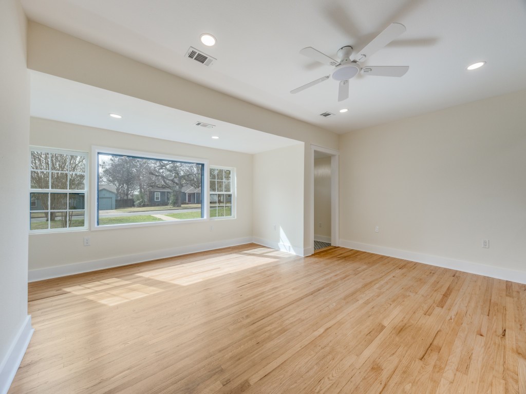 1425 W Shepherd Street Denison TX 75020
