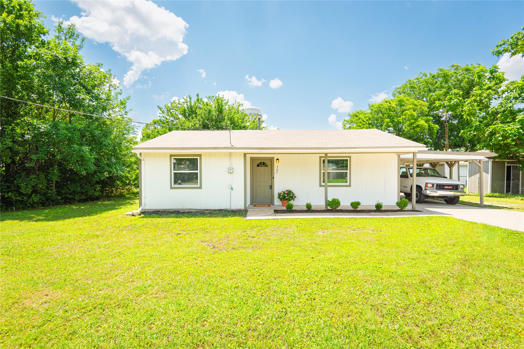 507 Oak Street Princeton TX 75407