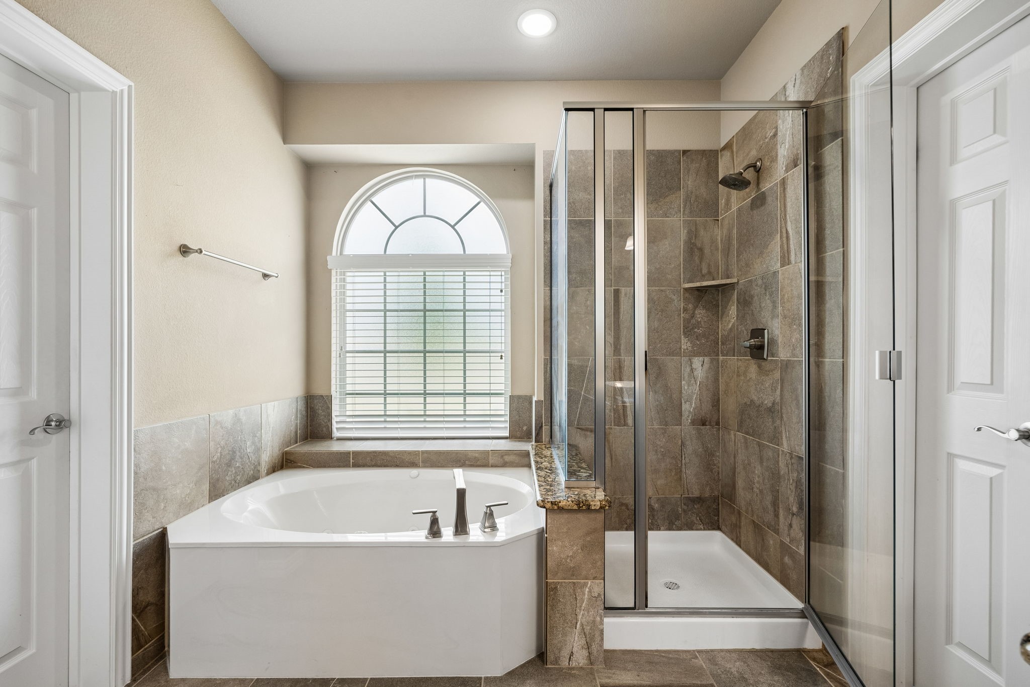 100 Spruce Street Red Oak TX 75154