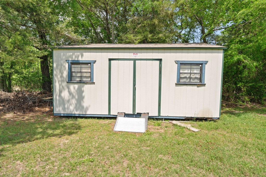 21133 Joe Paul Lane Chandler TX 75758